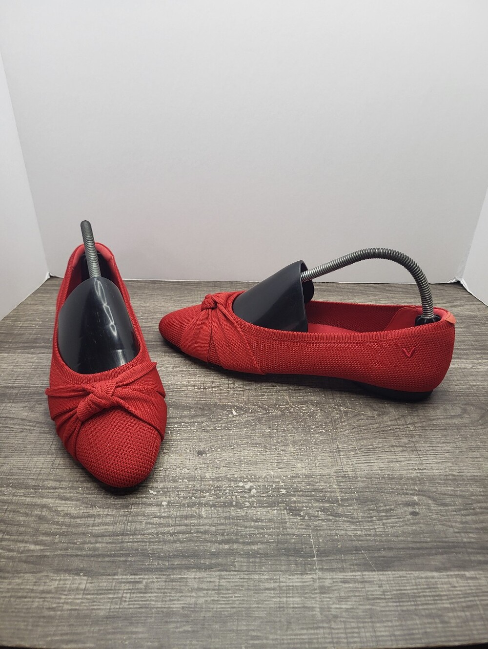 Vivaia Azura Pointed Toe Bow Ballet Shoes Red Women’s Size 39.5EU 8.5 US